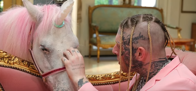 Tom MacDonald’s “Buttholes” Calls for Calming Hysteria, Accepting  Diversity Of&nbsp;Opinion